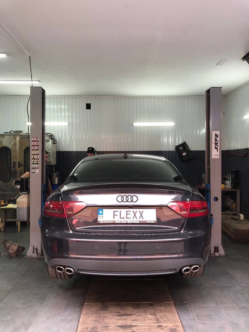 Audi S5 у сервісі TURBO EXPERT перед чіп-тюнінгом